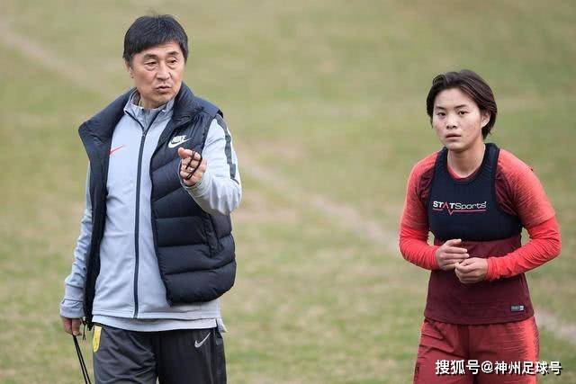 意甲-弗拉霍维奇绝杀 尤文德比胜终结客场4连败